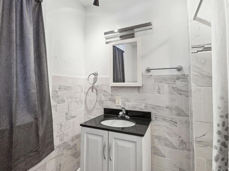 More Photos Of , Minneapolis Unknown For Sale