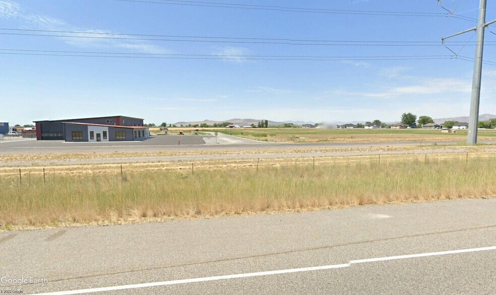 More Photos Of 9471 N 5400 W, Elwood Warehouse For Sale
