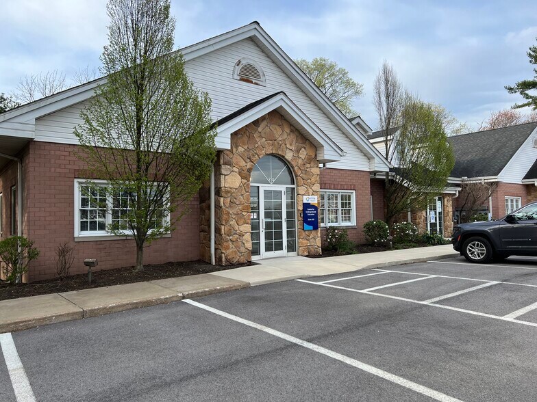More Photos Of 210 W Portage Trail Ext, Cuyahoga Falls Medical For Lease