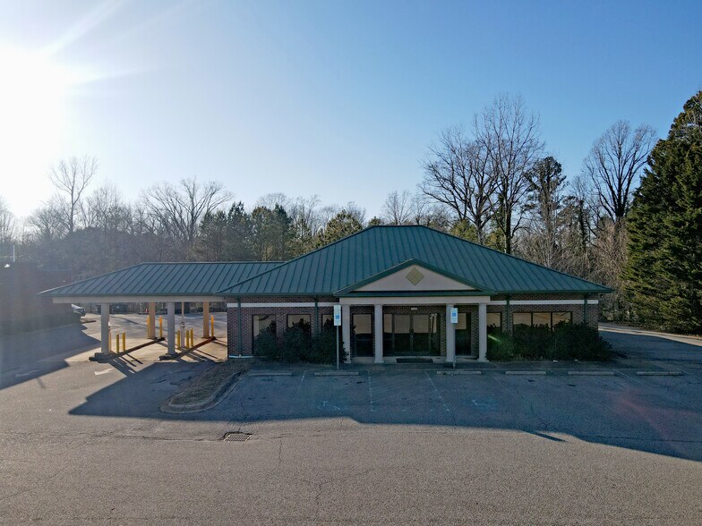 More Photos Of 704 York Rd, Kings Mountain Land For Lease
