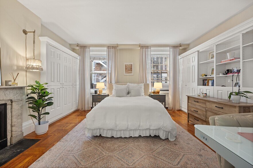More Photos Of 7 W 16th St, New York Apartments For Sale