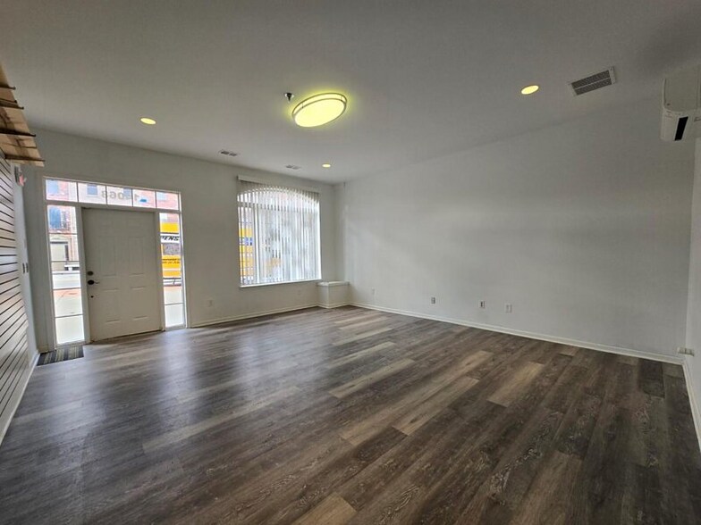 More Photos Of 14064-14110 N Lakeside Blvd N, Shelby Township Apartments For Lease