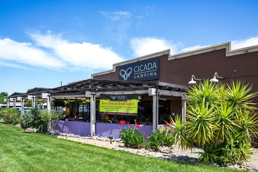 More Photos Of 1611-1691 Hilltop Dr, Redding Unknown For Lease