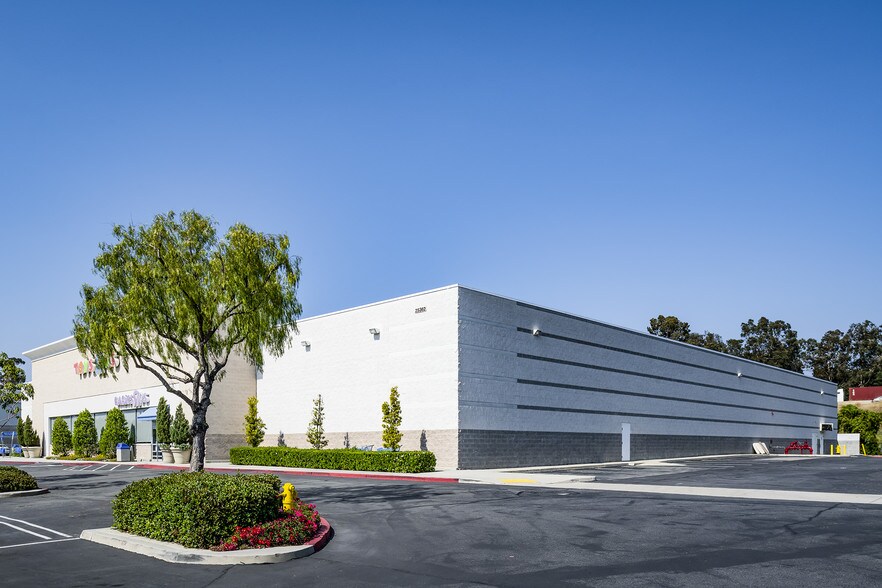 More Photos Of 25222-25902 El Paseo Rd, Mission Viejo Unknown For Lease