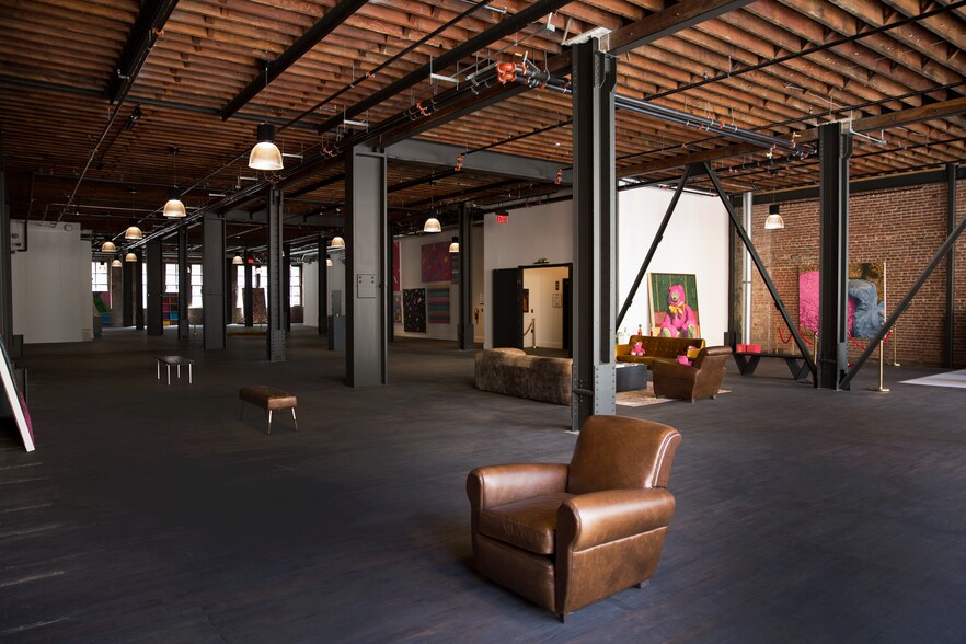 More Photos Of 722-728 S Broadway, Los Angeles Office For Lease