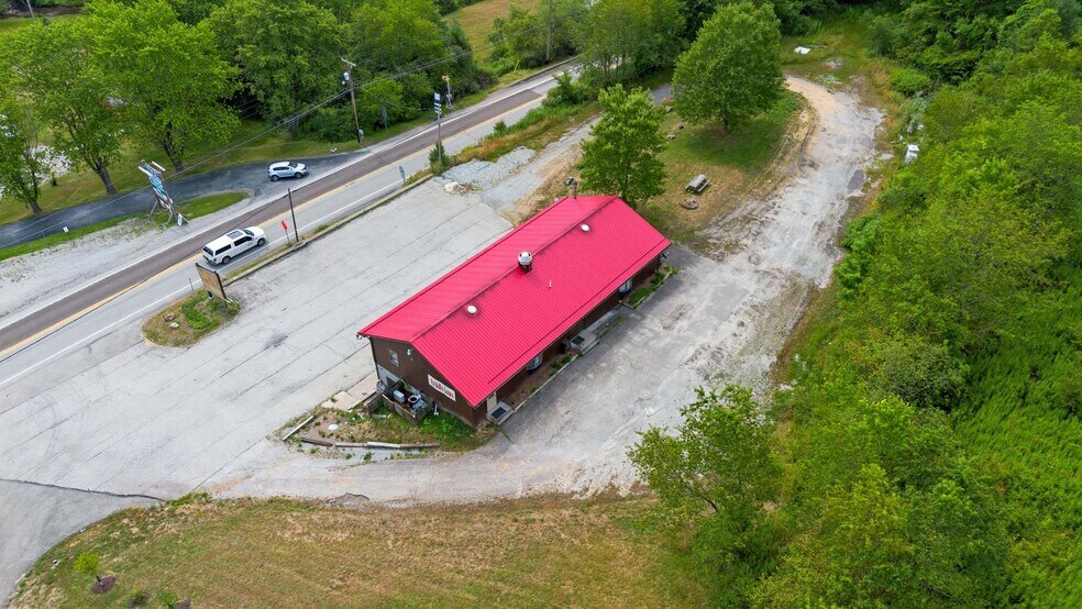 More Photos Of 339 State Route 711, Jones Mills Storefront Retail Residential For Sale