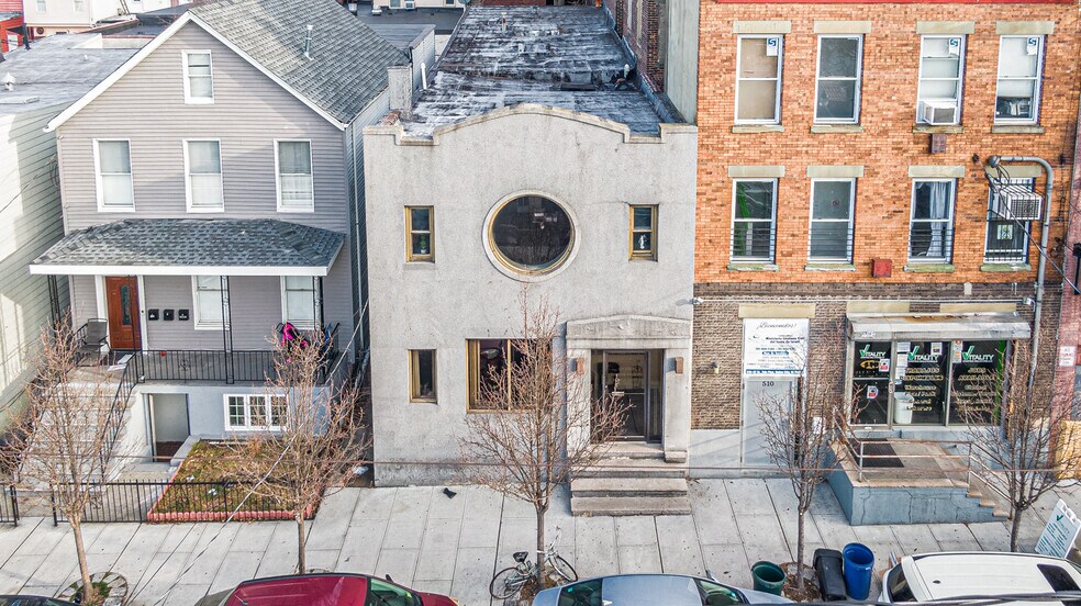 Primary Photo Of 512 42nd St, Union City Medical For Lease