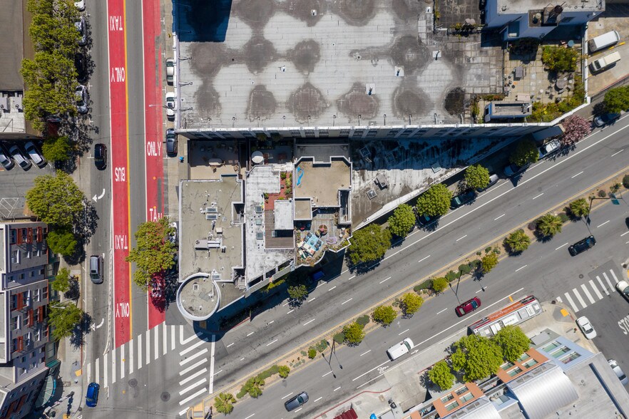 More Photos Of 3415 Cesar Chavez, San Francisco Medical For Sale