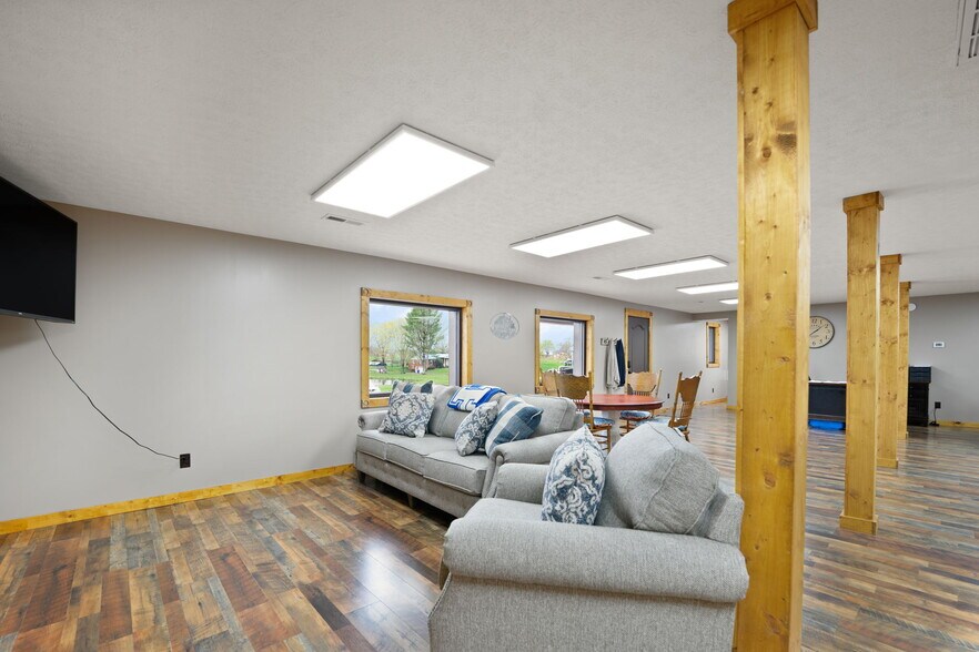 More Photos Of 4564 New Liberty Big Meadow Rd, Knob Lick Warehouse For Sale