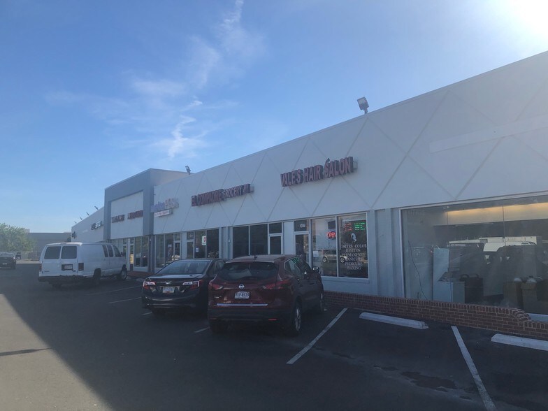 More Photos Of 5866 Leesburg Pike, Falls Church Freestanding For Lease