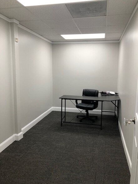 More Photos Of 507 New Bridge St, Jacksonville Office For Lease
