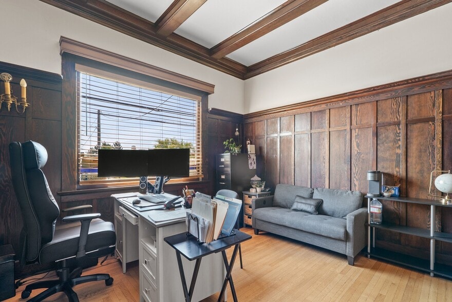 More Photos Of 217 E Lake Ave, Watsonville Office For Sale