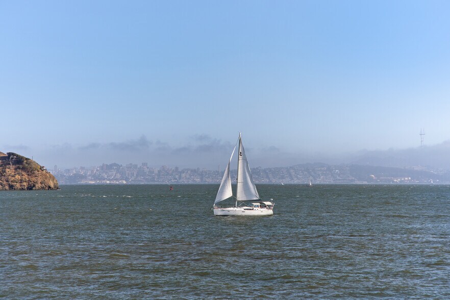 More Photos Of 2002 Paradise Dr, Tiburon Apartments For Sale