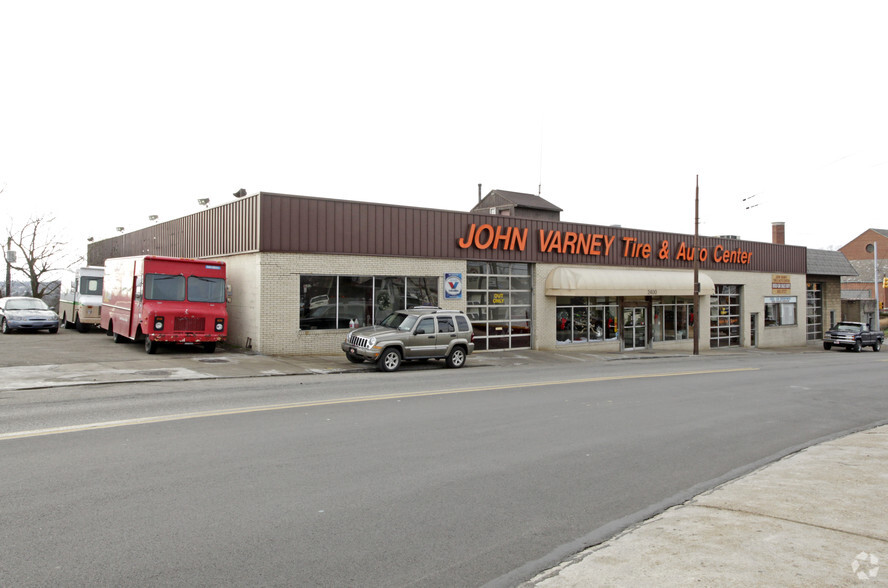 Primary Photo Of 2400 Brownsville Rd, Pittsburgh Auto Repair For Sale