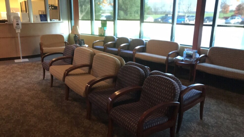 More Photos Of 250 Fame Ave, Hanover Medical For Sale