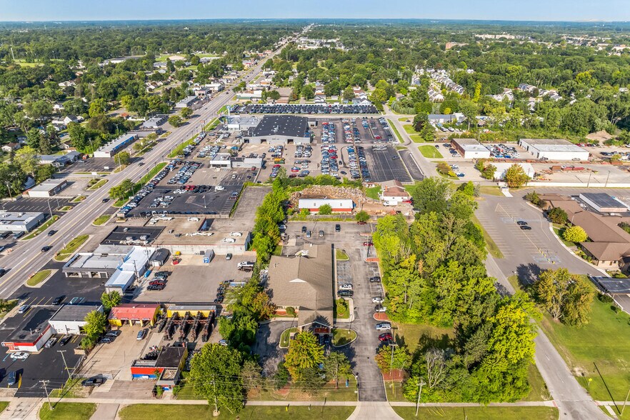 More Photos Of 5715 N Venoy Rd, Westland Medical For Sale