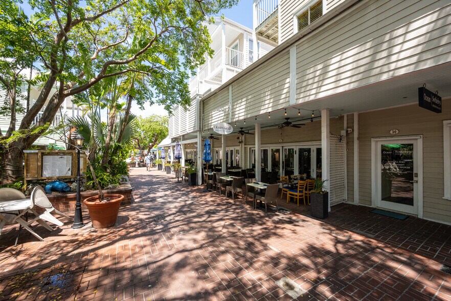 More Photos Of 1075 Duval St, Key West Apartments For Sale