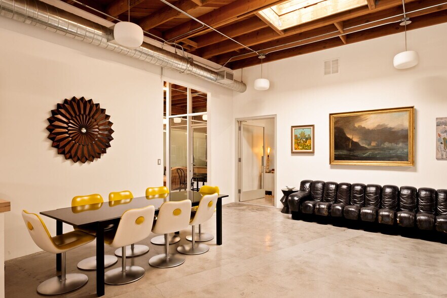 More Photos Of 5450-5458 W Washington Blvd, Los Angeles Office For Lease