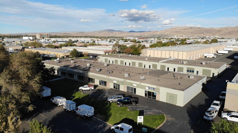 More Photos Of 385 Freeport Blvd, Sparks Light Distribution For Lease