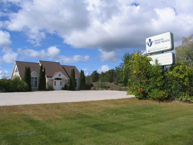 More Photos Of 11660 Chippewa Hwy, Bear Lake Office For Sale