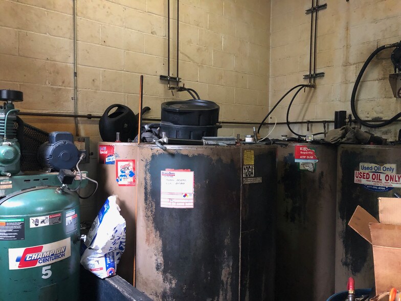 More Photos Of 5 Main St, Chester Auto Repair For Sale