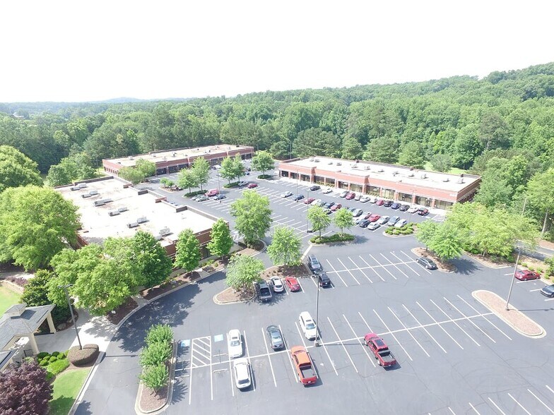 More Photos Of 605 Molly Ln, Woodstock Unknown For Lease