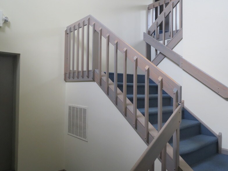 More Photos Of 456 Apple St, Pottstown Warehouse For Lease