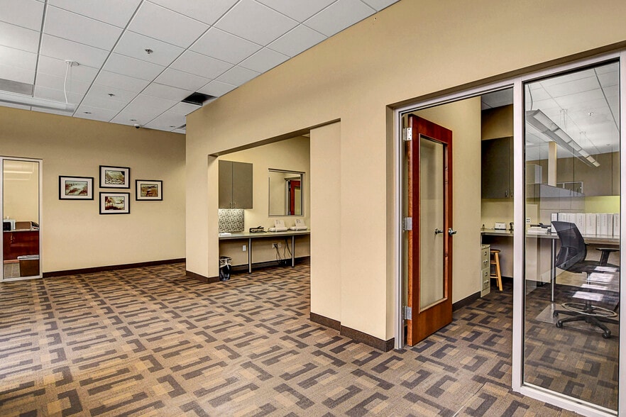 More Photos Of 1130 Wigwam Pky, Henderson Office Residential For Sale