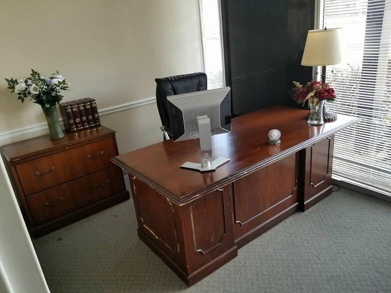 More Photos Of 3581 Main St, College Park Coworking Space