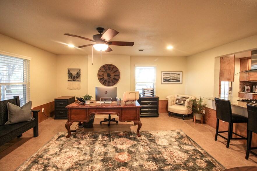 More Photos Of 16607 Mueschke Rd, Cypress Office Residential For Sale