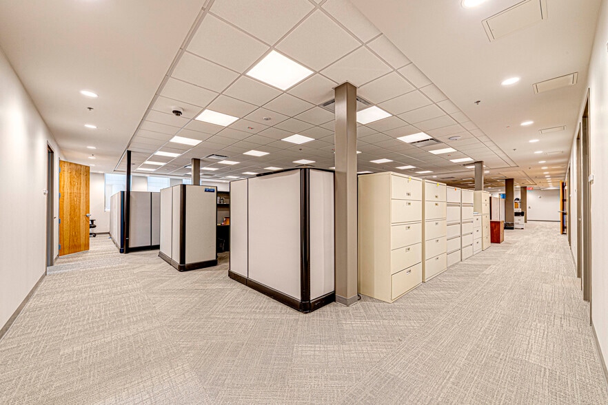 More Photos Of 4715 Data Ct, Orlando Office For Sale
