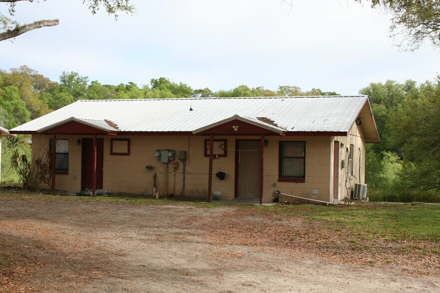 More Photos Of 12959 NE 250th Ct, Fort Mc Coy Freestanding For Sale