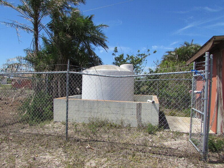 More Photos Of H. Stringfellow, Bokeelia Land For Sale