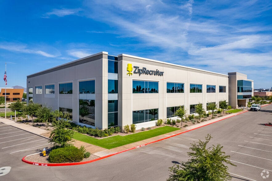 More Photos Of 4039 E Raymond St, Phoenix Office For Lease