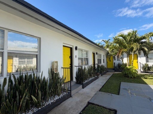 More Photos Of 2489 SW 27th St, Miami Apartments For Sale