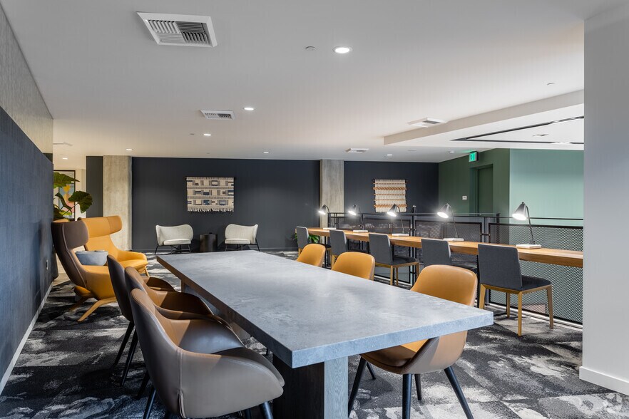 More Photos Of 1725 SW Salmon St, Portland Apartments For Lease