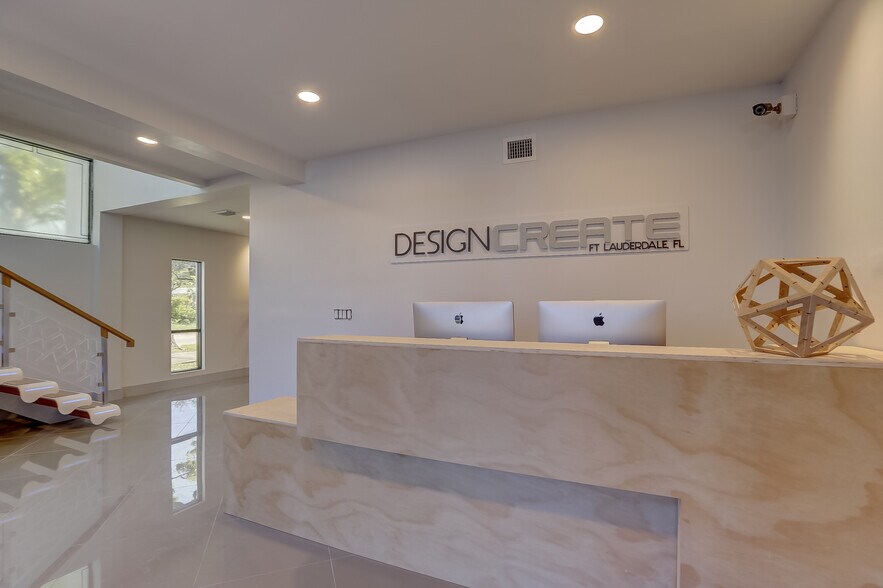 More Photos Of 2115-2145 SW 2nd Ave, Fort Lauderdale Showroom For Sale