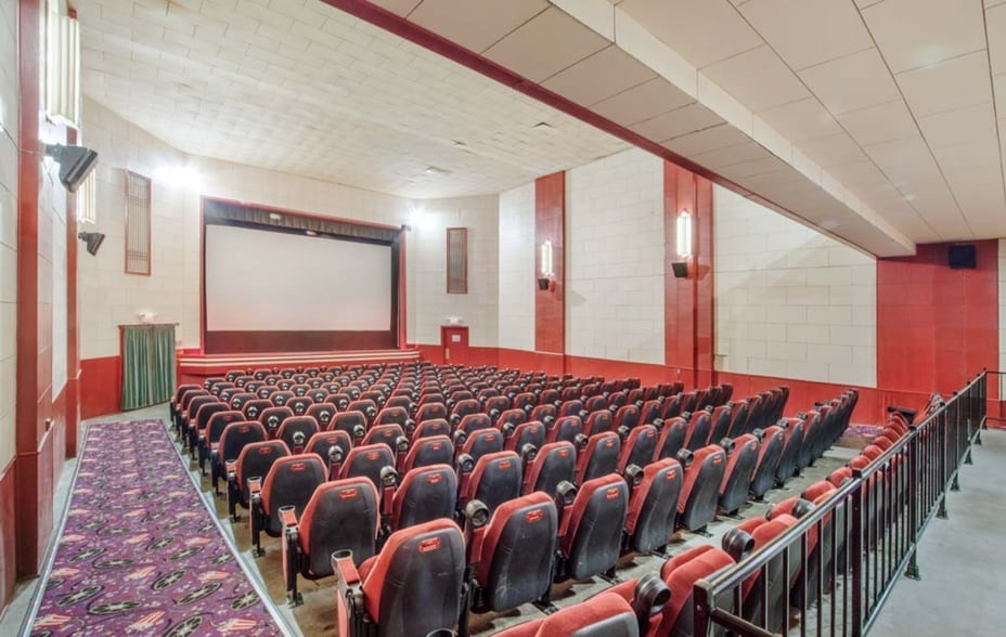 More Photos Of 115 Mashell N ave, Eatonville Movie Theatre For Sale