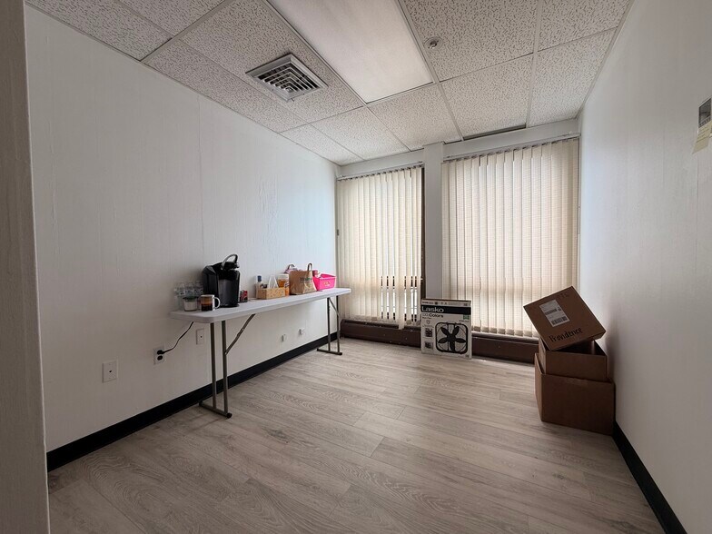 More Photos Of 333 School St, Pawtucket Medical For Sale