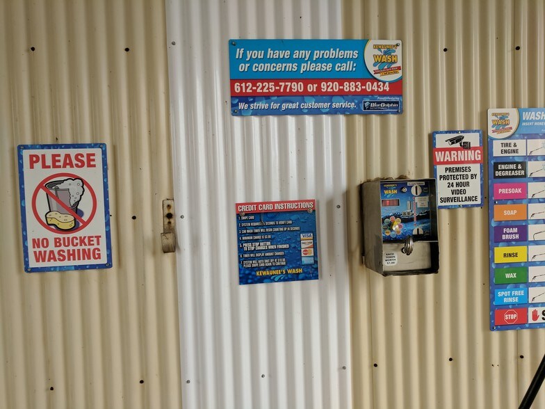 More Photos Of 921 Marquette Dr, Kewaunee Carwash For Sale