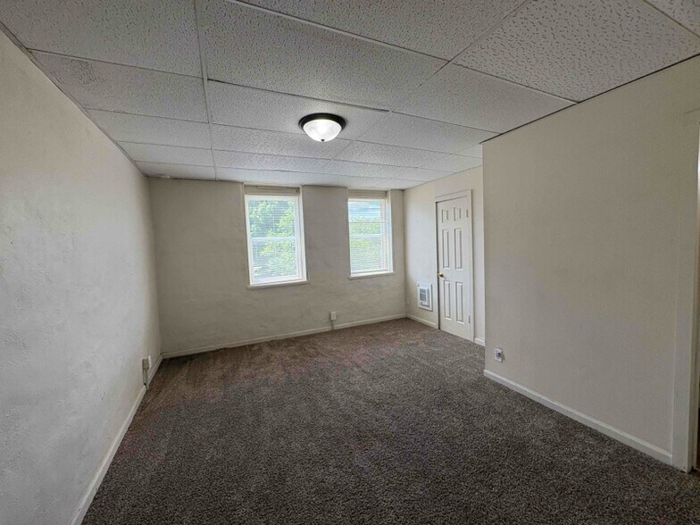 More Photos Of 613 N Fulton Ave, Evansville Apartments For Sale