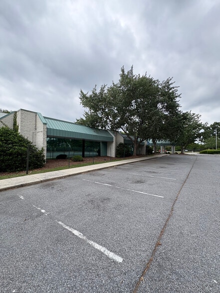More Photos Of 1130 Sugg Pky, Greenville Warehouse For Sale