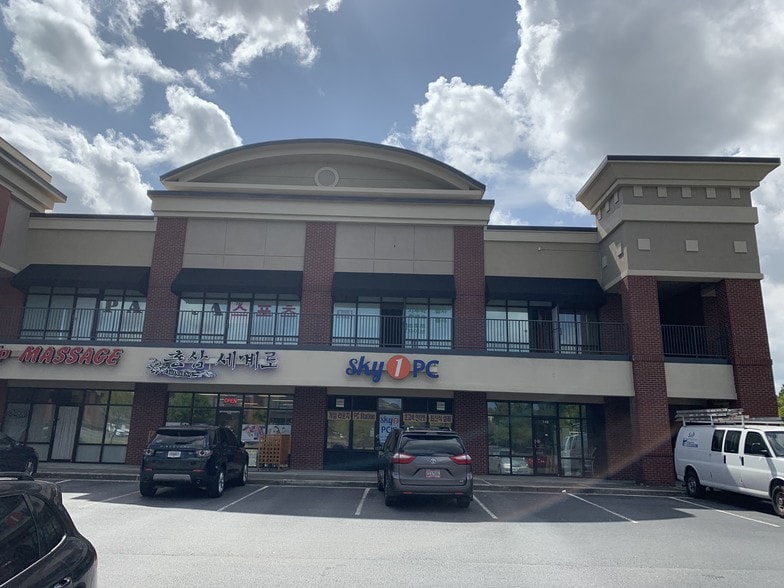 More Photos Of 2645 N Berkeley Lake Rd, Duluth Storefront For Sale