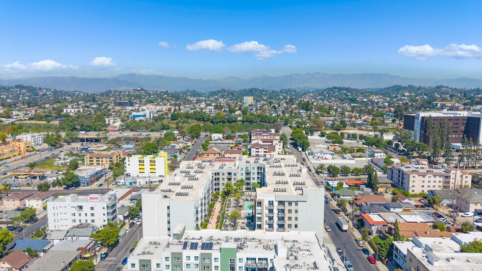 More Photos Of 330 N Westlake Ave, Los Angeles Apartments For Lease