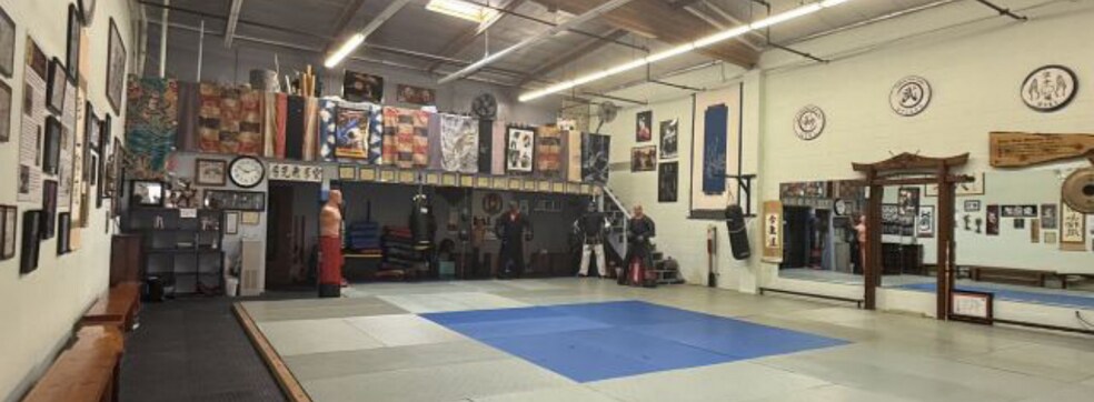 More Photos Of 1842 W 11th St, Upland Warehouse For Sale