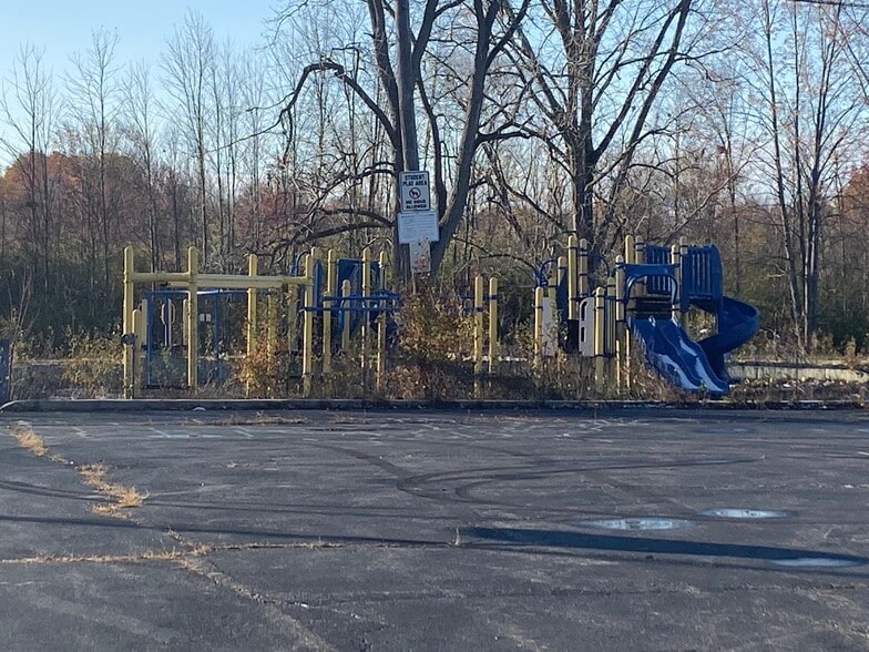 More Photos Of 8361 Broadbridge Rd, Ira Schools For Sale