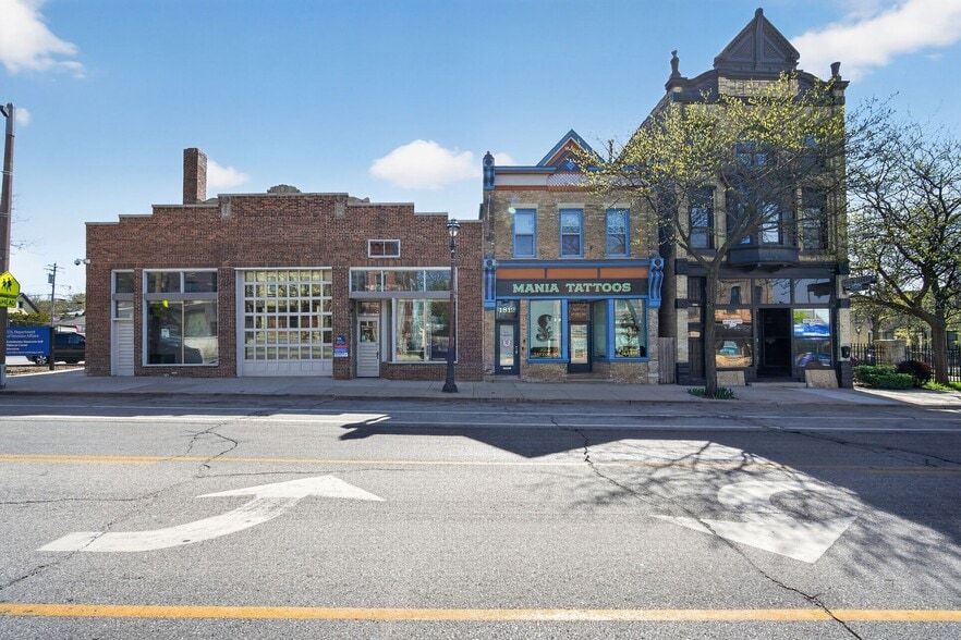 More Photos Of 1818 N Dr Martin Luther King Jr Dr, Milwaukee Office For Sale