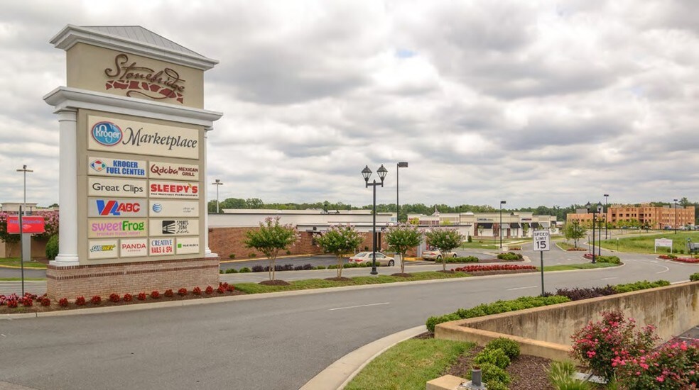 More Photos Of Midlothian Tpke, Chesterfield Unknown For Lease