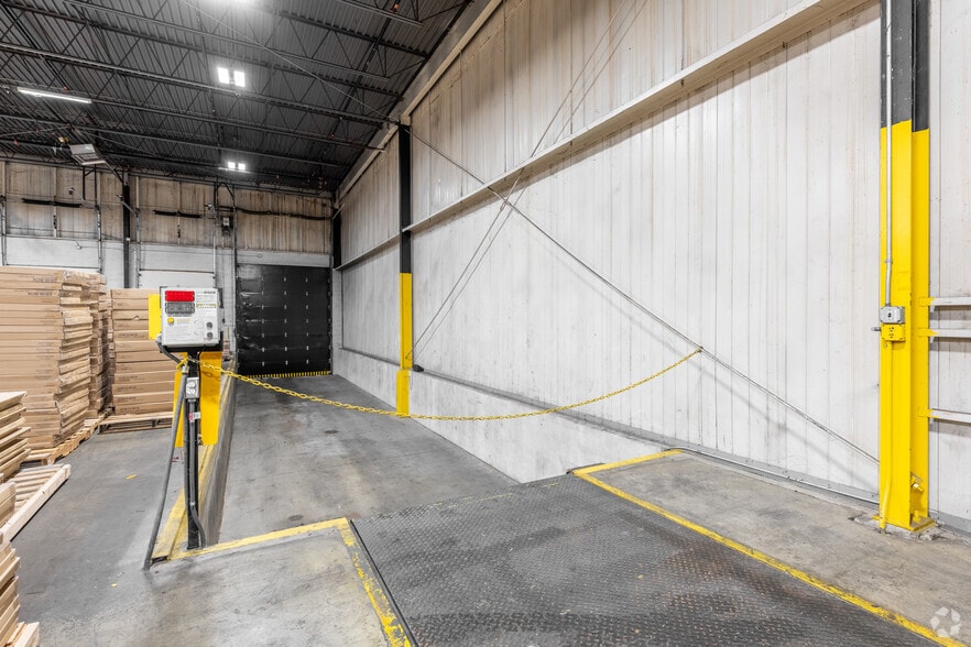 More Photos Of 6750 Santa Barbara Ct, Elkridge Warehouse For Lease