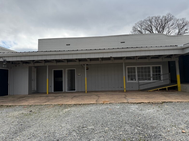 More Photos Of 2735 Huff Dr, Lawrenceville Warehouse For Sale